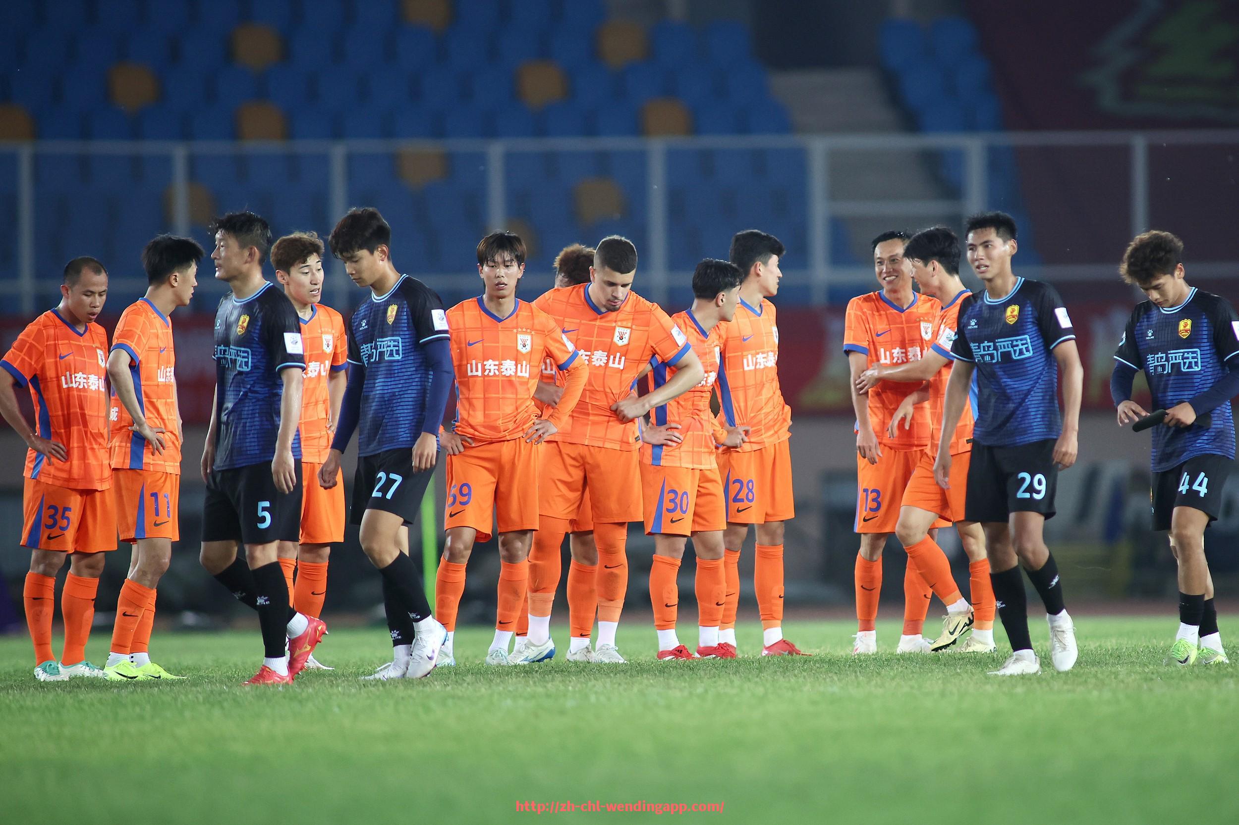 问鼎娱乐官网-法甲球员数据对比分析：谁是最全面的中场核心？