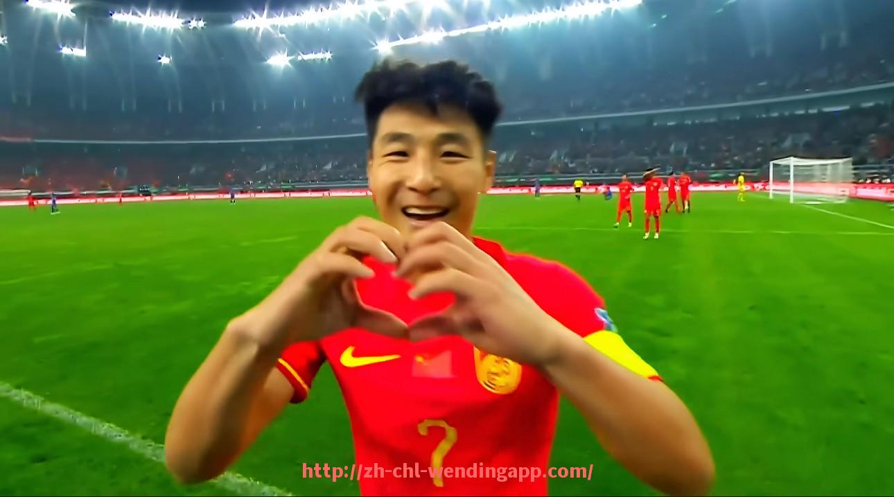 问鼎娱乐官网-法甲赛季最佳战术调整解析：主帅的临场智慧